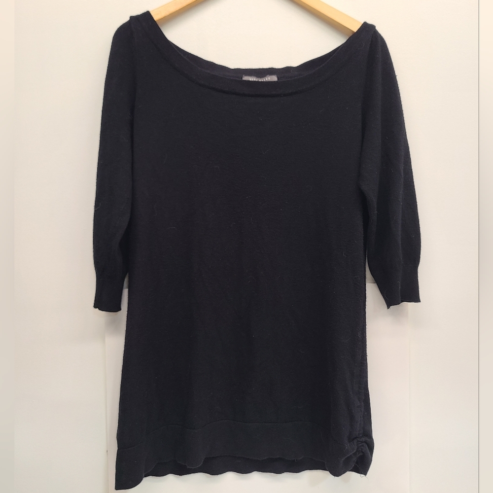 Suzy Shier women's long sleeve sweatshirt